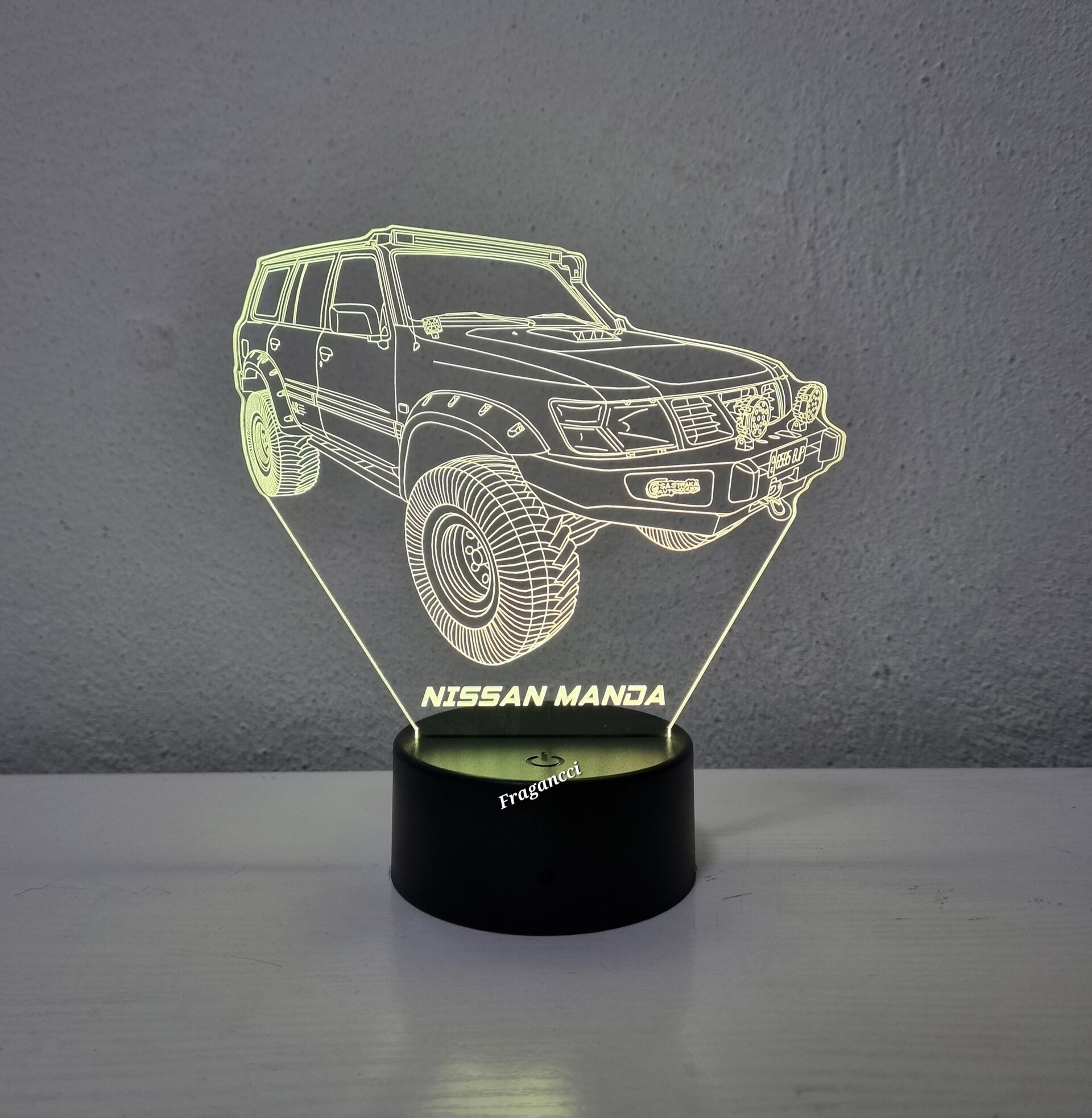 Lampara led 3d Coche  Nissa n Patrol y61 Largo personalizable, lampara sobremesa - 9