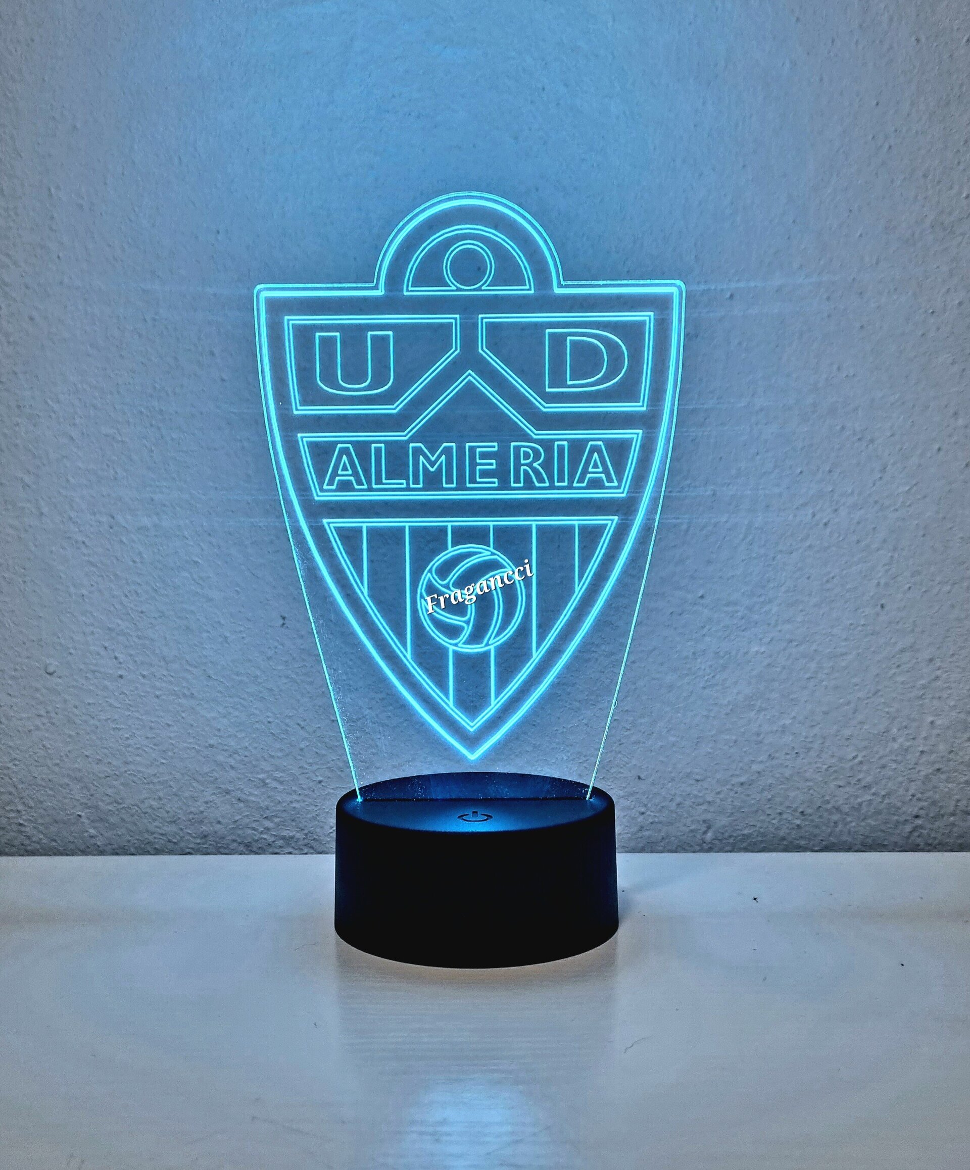 Lampara led 3d Escudo Futbol Almería personalizable, Lámpara led sobremesa - 4