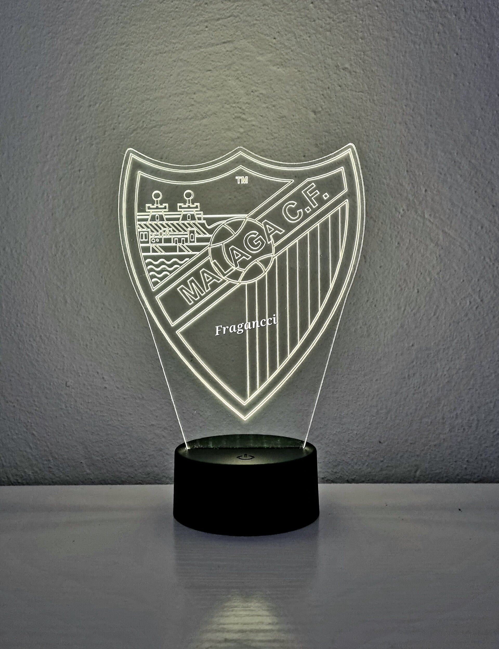Lampara led 3d Escudo Futbol Malaga personalizable, Lámpara led sobremesa - 3