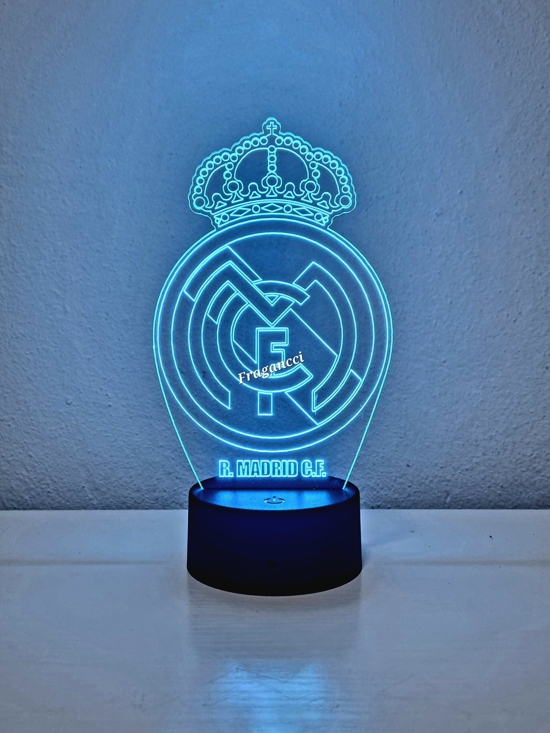 Lampara led 3d Escudo Futbol R Madrid personalizable, Lámpara led sobremesa - 4