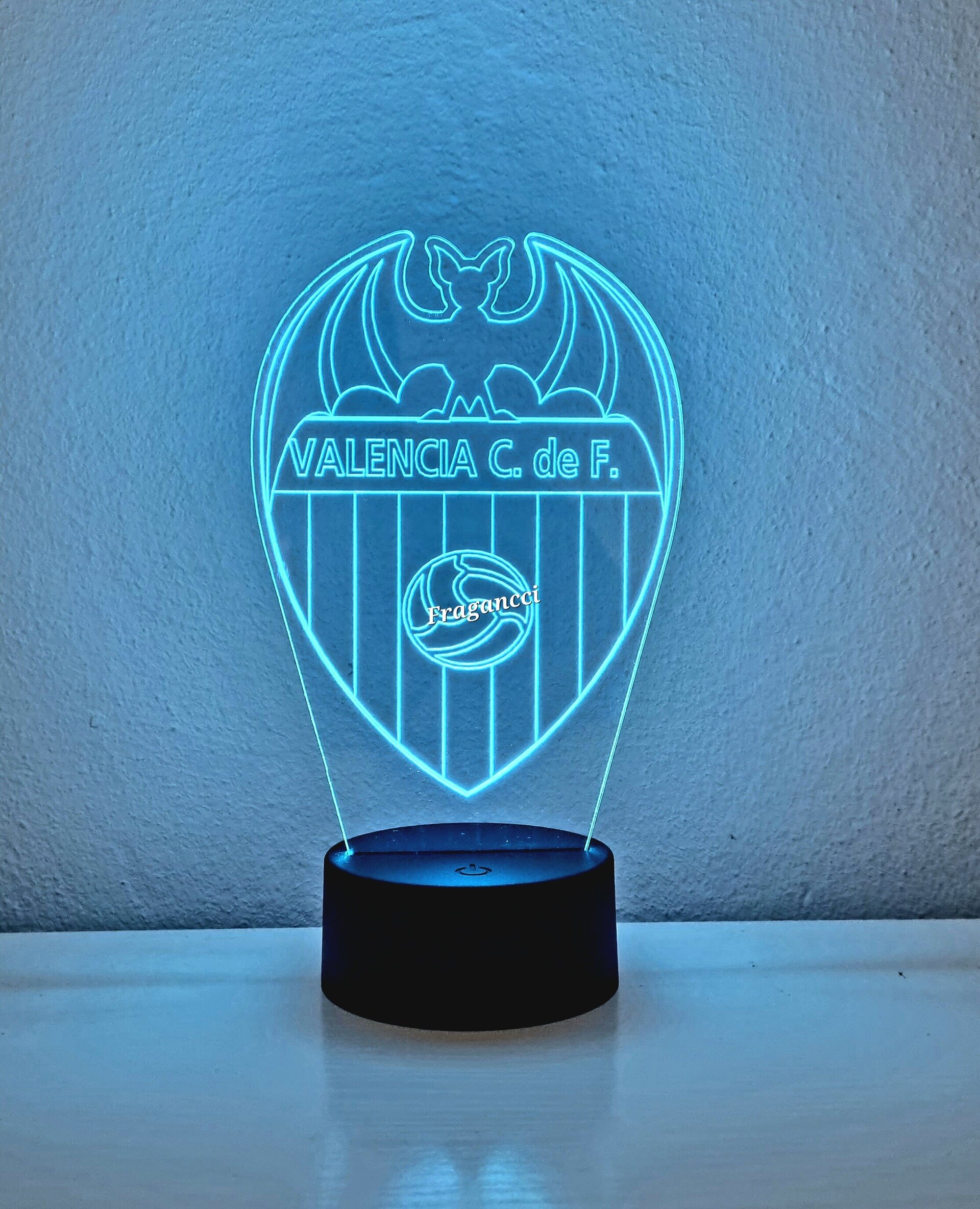 Lampara led 3d Escudo Futbol Valencia personalizable, Lámpara led sobremesa - 3