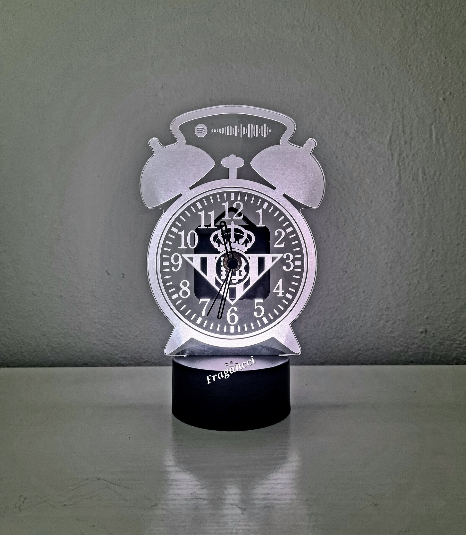 Lampara led 3d sobremesa con Escudo Futbol + Reloj + Himno Betis personalizable - 2