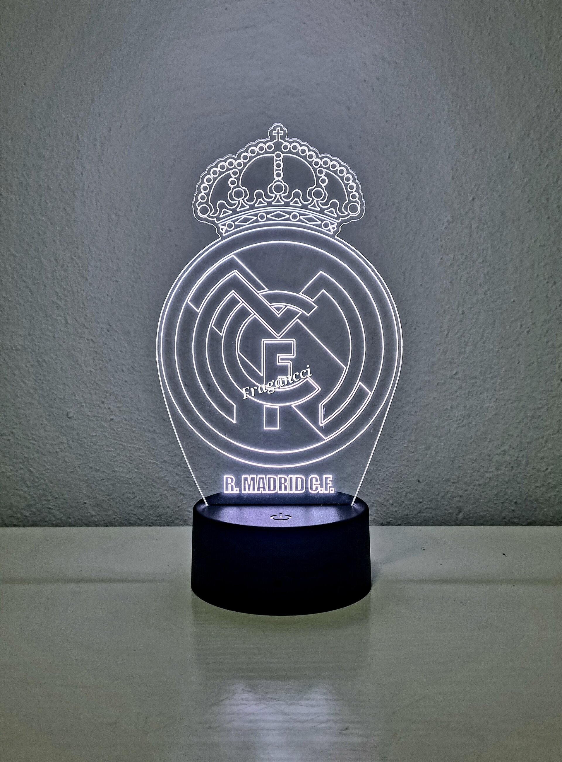 Lampara led 3d Escudo Futbol R Madrid personalizable, Lámpara led sobremesa - 5